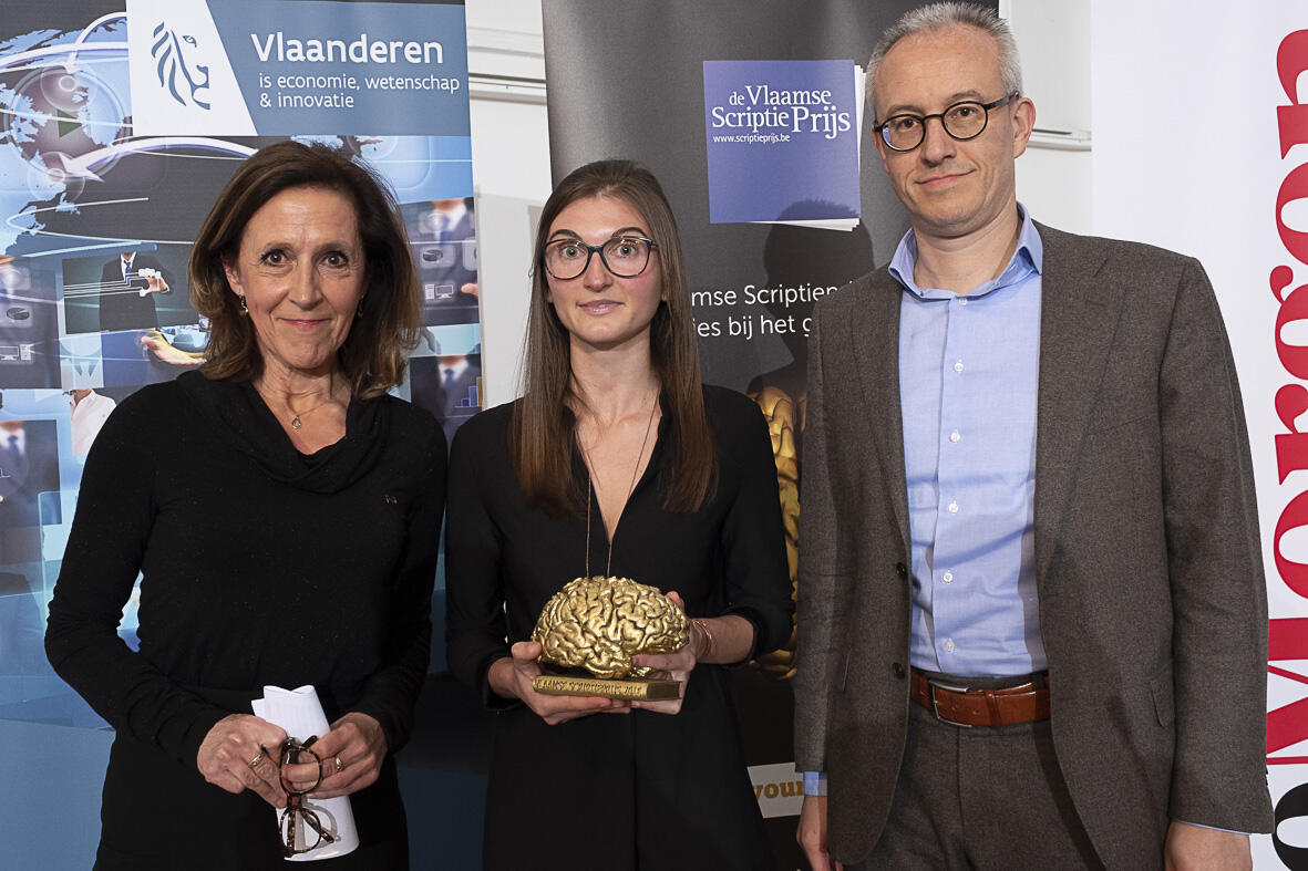 Annelien Coppieters (midden) met Annemie Peeters en Johan Hanssens
