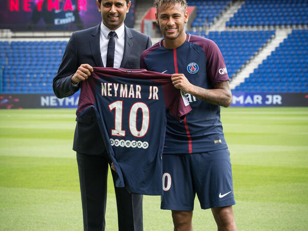 Rode kaart voor het transfersysteem in voetbal