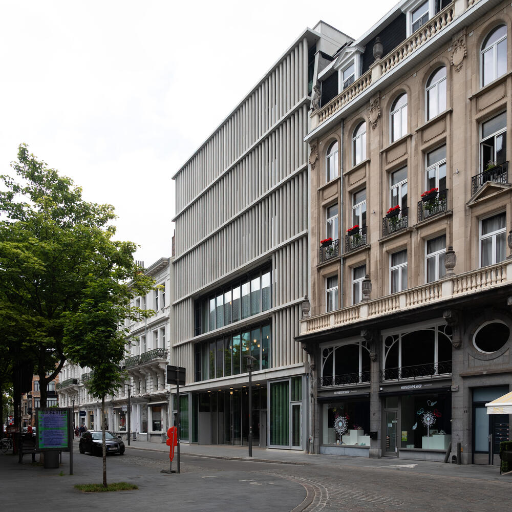 Nieuwe toevoeging door Robbrecht en Daem Architecten, foto genomen door Marie-Charlotte Le Bailly